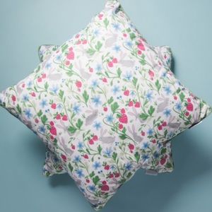 THE FARMHOUSE BY RACHEL ASHWELL 2pk Strawberry Bunny Motif Pillows